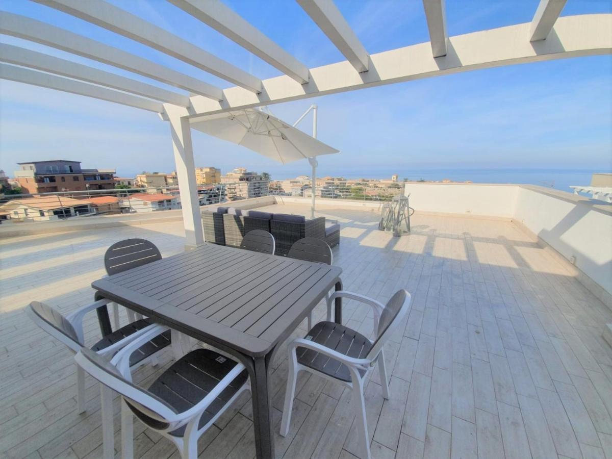 Sapphire Penthouse Apartment โตรเปอา ภายนอก รูปภาพ